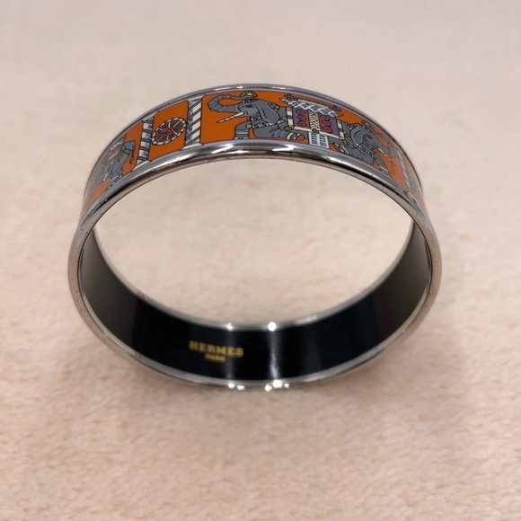 Hermes Enameled GM Bangle SV Elephant Pattern Orange W/Box - Picture 7 of 9